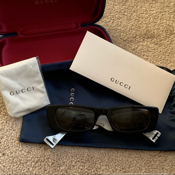Gucci Sunglasses - Picture 8 of 16